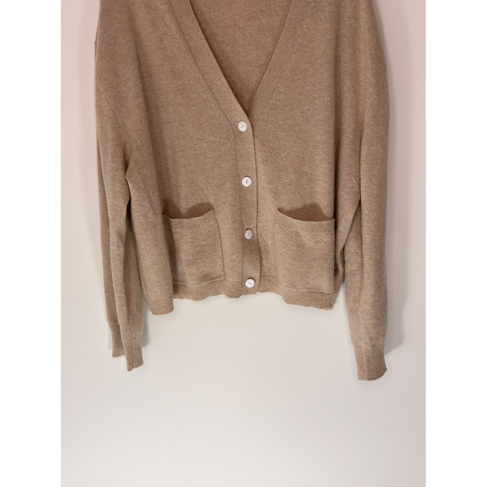 J.Crew Cashmere Patch Pocket cardigan Sweater Women's Tan Preppy Academia XL - Picture 3 of 15